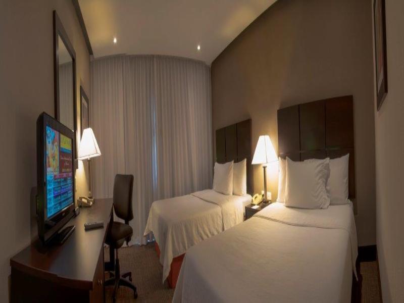 Everest Ciudad Victoria Exterior foto