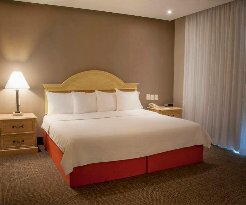 Everest Ciudad Victoria Exterior foto